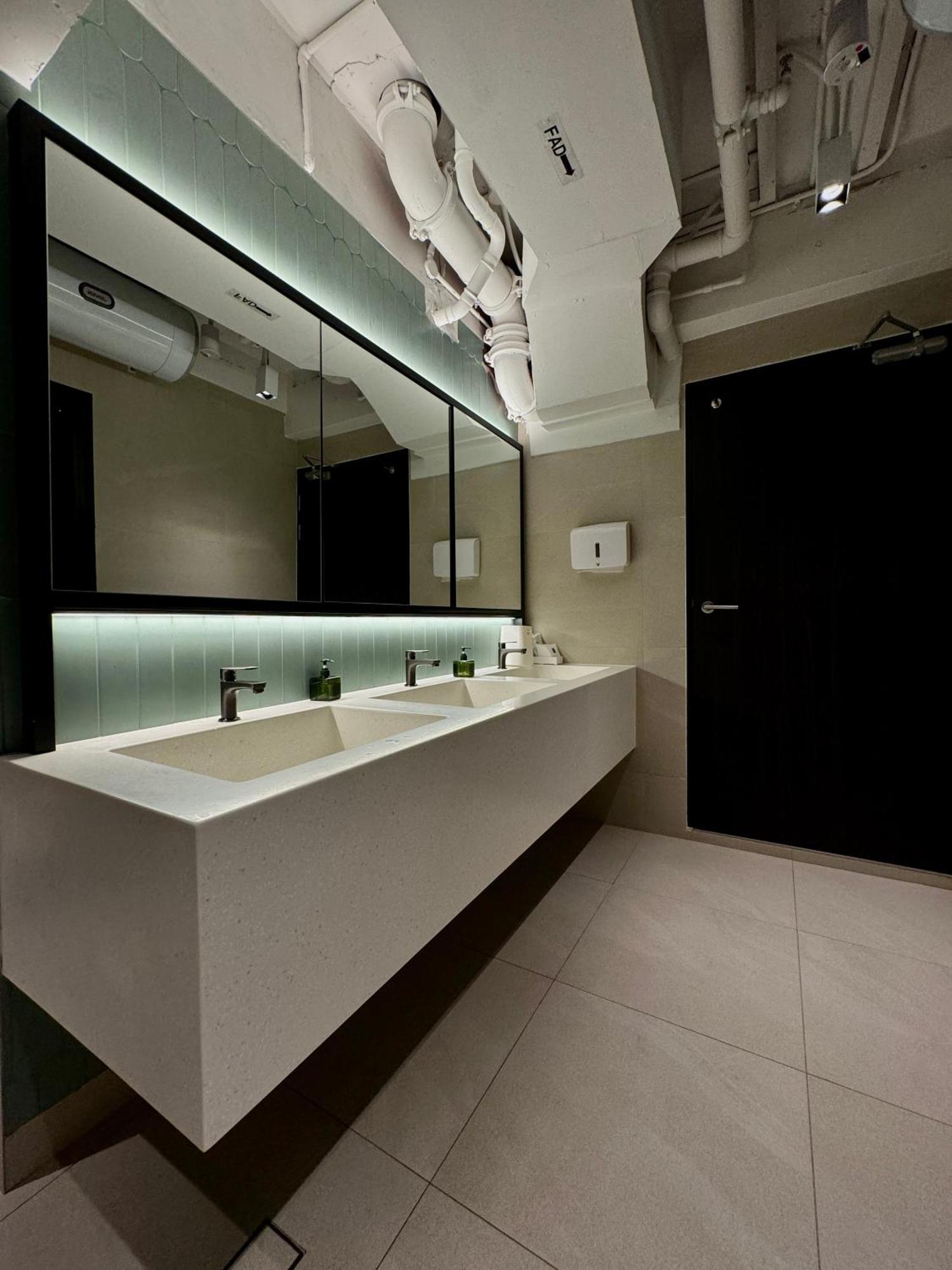 Jyu Capsule Hotel Singapur Exterior foto