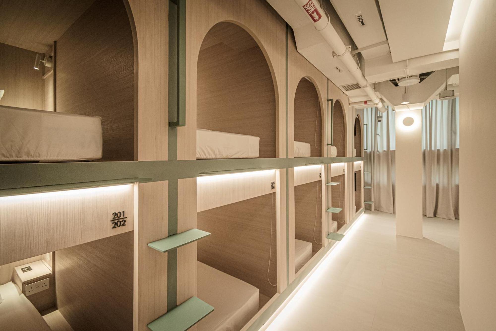 Jyu Capsule Hotel Singapur Zimmer foto